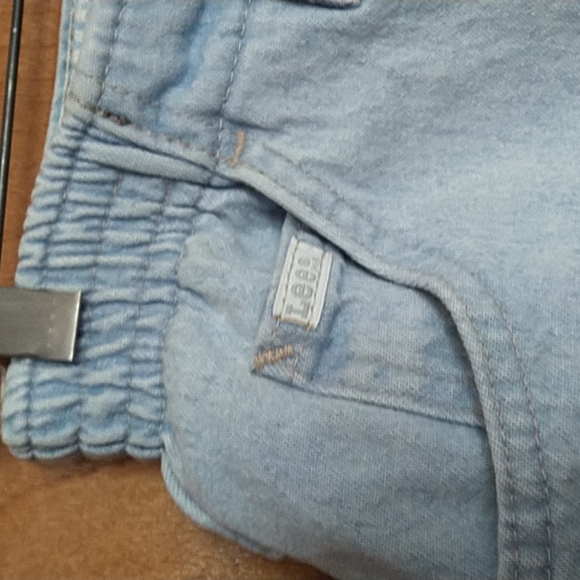 Lee ladies light wash shorts NWOT size 10 M. - Picture 6 of 15
